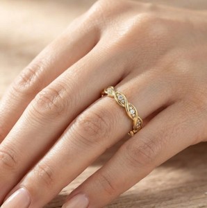 แหวนเพชรหมั้นเพชรแท้เพาะเลี้ยงทรงกลม 0.18 กะรัต รับรองโดย IGI ทองคำแท้ 10K 14K 18K สี DEF ความสะอาด VS VVS - Product Image 6