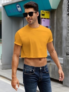 เสื้อยืดครอปผู้ชายแขนสั้นคอกลมสีทึบลำลองถักนิตติ้งทรงสลิมฟิตสีเหลือง - Product Image 4