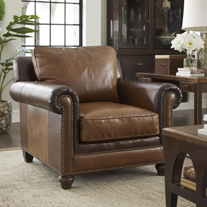 Fauteuil en cuir véritable de qualité supérieure, chaise d'appoint traditionnelle rembourrée avec accoudoirs roulés et garniture cloutée pour salon - Product Image 1