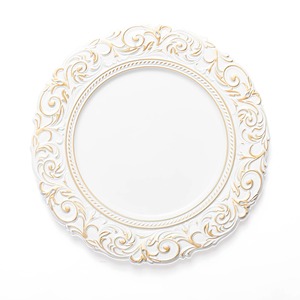 Assiette de présentation en métal blanc au design luxueux et raffiné, idéale pour les mariages, les fêtes et la décoration de table lors d'événements spéciaux, provenant d'Inde. - Product Image 6