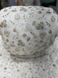Tissu en soie brodé de perles le plus vendu pour robes de réception ou robes de fiançailles, disponible au prix d'usine - Product Image 6