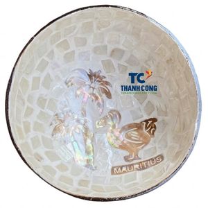 Bol en coquille de noix de coco MOP, best-seller, souvenir de Maurice, mosaïque incrustée, motif oiseau Dodo, bol en nacre du Vietnam - Product Image 1