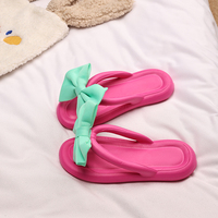 Tongs à nœud papillon pour femmes, sandales d'été en EVA avec imprimé cœur mignon, pour la plage, la piscine, les vacances, l'extérieur, antidérapantes, confortables, à semelle souple