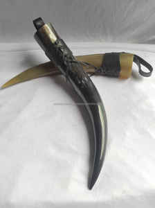 Cuerno de Beber de Buey Auténtico Natural Inspirado en los Vikingos, Tallado a Mano, para Eventos Medievales, Valhalla, Mjolnir - Product Image 4