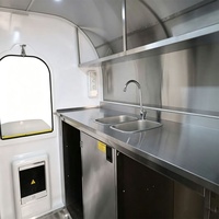 Remorque alimentaire remorquable avec cuisine complète, petit camion de cuisine mobile rond pour yaourt glacé, crème glacée, café et en-cas