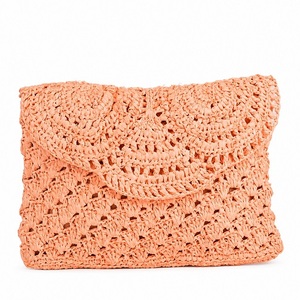 Pochette au crochet bleue style bohème avec fermeture à bouton, taille personnalisée, pour soirées estivales - Product Image 2