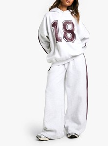 Hoodies oversize pour femmes avec logo frontal, effet délavé, épaules tombantes, manches longues, style streetwear et gym, personnalisables, pour l'hiver - Product Image 3