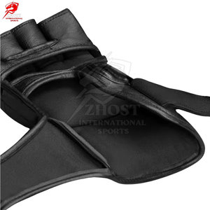 Guantes de entrenamiento MMA con impresión personalizada para gimnasio, con acolchado a prueba de golpes, para atletas profesionales. - Product Image 5