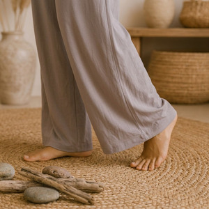 Ensemble de pyjama pour femmes, vêtements de détente en polyester et viscose, certifié OEKOTEX, doux et respirant, vêtements de maison - Product Image 5