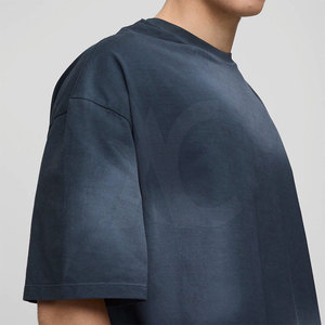 Camiseta con efecto desgastado por el sol, algodón premium, estilo urbano, informal, con efecto lavado, fabricante de ropa - Product Image 4
