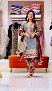 TOP PLAZZO VINTAGE PARTY PURSE DUPATTA HEAVY GMY SILK CHAIN SEQUNCE EMBROIDERY <b>WORK</b> SUIT - Product Image 2