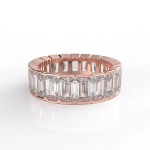 แหวนเพชรโมอิสซาไนต์ทรงเอเมอรัลด์สีเงินทันสมัย ยอดนิยมสูง เหมาะสำหรับงานหมั้นหรือโอกาสพิเศษ มีจำหน่ายในราคาโรงงาน - Product Image 1