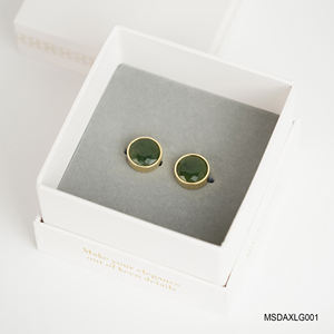 Boutons de manchette de luxe en néphrite facettée plaqués or 18 carats - Pierre précieuse Feng Shui pour homme |   MSDAXLG001 |   Collection Tinh Vu |   Vietnam - Product Image 3