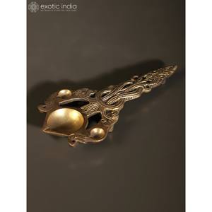 Aarti Diya ทองเหลืองทำด้วยมือขนาด7นิ้วพร้อมที่จับของตกแต่งบ้านที่หรูหราในอินเดีย - Product Image 4