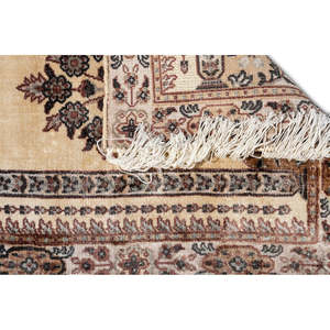 Elegante Alfombra de Oración Floral Beige Persa, Alfombra Islámica de Lujo para Mezquita, Sajjadah Musulmán, Tapete Decorativo para Adoración - Product Image 2