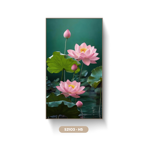 Peinture sur soie traditionnelle vietnamienne à motif de fleur de lotus, esthétique orientale, décoration murale, cadeau, fabriqué au Vietnam - Product Image 1