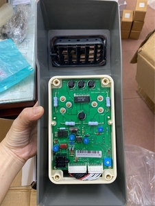 Pantalla LCD de Alta Calidad para Excavadora SK200-6E, Panel de Visualización para Repuestos Kobelco SK200-6E - Product Image 3