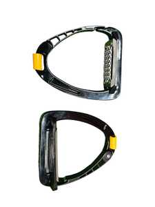 Estribos de aluminio negros con almohadilla amarilla, texturados con tacos metálicos para montar a caballo - Product Image 3