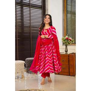 ENSEMBLE COSTUME ROSE ORANGE ET ROUGE-140 - Product Image 1