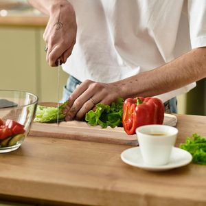 เขียงไม้เอนกประสงค์ ไม้กระถินณรงค์ สำหรับเสิร์ฟชีสและผลไม้ จาก Global Wholesale Export Supply - Product Image 2