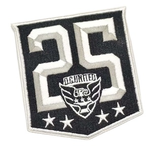 Parches Bordados con el Número 25 y el Escudo de Estados Unidos, Personalizados, Ecológicos, de Tela Chenilla Tejida, Tamaños Grande/Pequeño, Blanco y Gris - Product Image 1