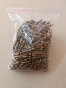 Granulés de bois de pin de qualité industrielle pour l'énergie renouvelable, combustible de chauffage à biomasse, combustion stable, faibles émissions, durable - Product Image 5