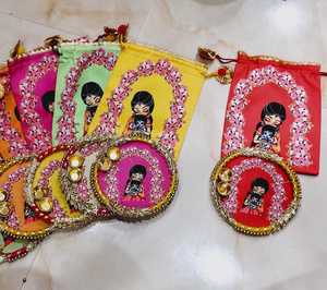 Ensemble de thali et sac potli artisanaux Yashoda Krishna, cadeau traditionnel du Rajasthan pour Janmashtami Diwali - Product Image 1