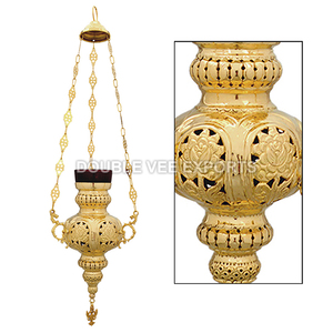 Lampe de sanctuarium suspendue en laiton avec bougie chauffe-plat en verre rouge |   Lampe de veilleuse d'église – DOUBLE VEE EXPORTS - Product Image 2