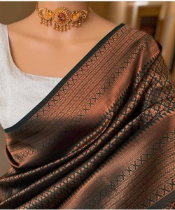 Traditional Indian Silk Saree Women's Wedding Wear Banarasi Style Draped Sari with Border Pattern <b>Floor</b>-Length Regular Fit - Product Image 1