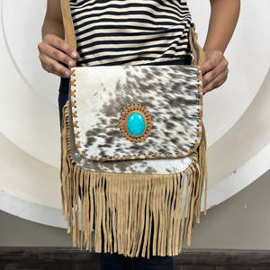 Bolso de Mano con Flecos de Cuero Vacuno Auténtico, Bolso Bandolera con Piedra Turquesa, Estilo Bohemio Gitano Vintage, Hecho a Mano, Nuevo Diseño, Multiusos, Elegante - Product Image 4