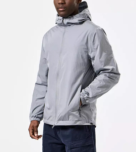 Veste coupe-vent noire pour hommes, veste décontractée légère et coupe-vent à capuche, coupe ample, vêtements d'extérieur pour l'automne - Product Image 6