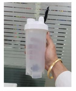 750ML Plastic <b>Shaker</b> <b>Bottle</b> With Push Pull Lid Bpa Free For Gym And Travel Adults Sports Design - Product Image 4