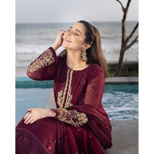 ผ้าจอร์เจียเจ็ตปักลำดับแนวแฟชั่นพื้นล่างสุดด้วยสีน้ำตาลแดง Dupatta - Product Image 4