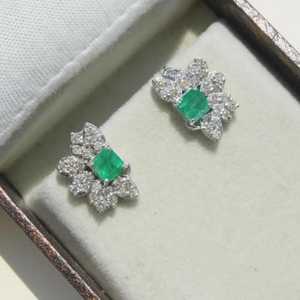 Pendientes de Plata de Ley 925 con Baño de Rodio, Diseño de Flor Corte Princesa, Azul Zambiano Auténtico, Certificados IGI, Joyería Elegante, Regalo para Fiesta - Product Image 3