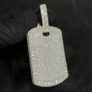 จี้เพชร Dvars Diamond Iced Dog Tag VVS มอยส์ซาไนต์ เงินแท้ 925 สไตล์ฮิปฮอปสุดหรูสำหรับผู้ชาย ผู้หญิง และทุกเพศ พร้อมจี้แบบกำหนดเองได้ - Product Image 1