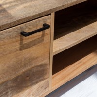Meuble TV en bois Vandana Novara Mira à 2 portes, console de divertissement minimaliste en bois massif moderne