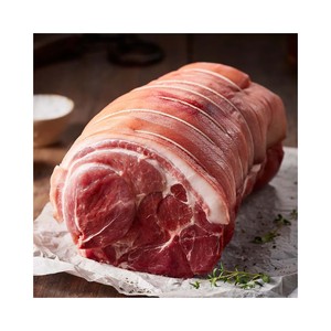 เนื้อหมูมีให้เลือกหลายส่วน เช่น ซี่โครง สะโพก และหน้าท้อง - Product Image 2