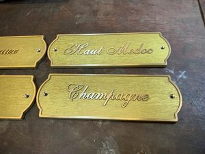 Placa de Identificación de Latón Personalizada de Lujo, Placa de Puerta Hecha a Mano para Uso Residencial, Comercial y Hotelero - Product Image 4