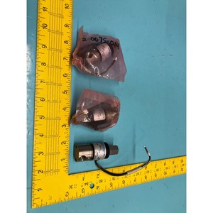 Vanne solénoïde 3 PRECISION DYNAMICS B3113-SH - Équipements et pièces semi-conducteurs de confiance à l'échelle mondiale chez - Product Image 1