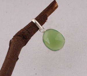 Pendentif en argent sterling 925 avec jade vert, collier en pierre précieuse naturelle, bijoux artisanaux faits à la main, vente en gros, style bohème vintage - Product Image 6