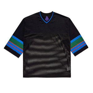 Vêtements de sport personnalisés durables et élégants, maillot de sublimation imprimé sur mesure, parfait pour les clubs, les équipes et les événements sportifs. - Product Image 1