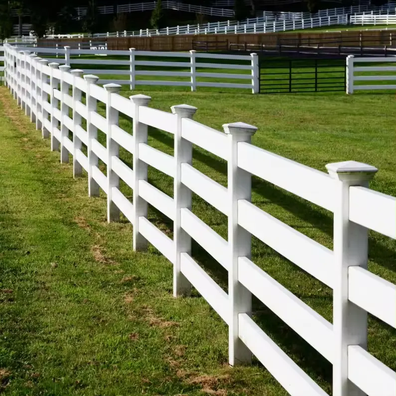 Fentech özelleştirilmiş beyaz taşınabilir at çiftliği dışında PVC çelik çit kapısı ile