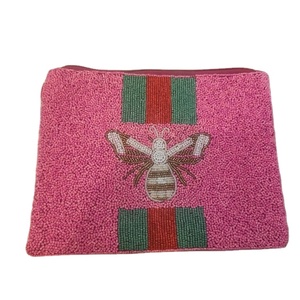 Monedero con Lazo Bordado Multicolor y Cuentas, con un Toque de Moda y un Diseño de Lujo Hermoso, por Hiba Enterprises - Product Image 4