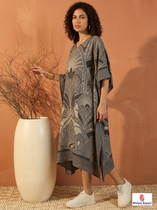 Robe Kaftan Imprimée en Rayonne pour Femme, Longueur Genou, Coupe Évasée, Tenue de Plage, Vente en Gros, Fabricant OEM ODM, Fournisseur de Tissus Textiles Personnalisés - Product Image 3