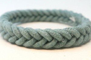 Pulsera de cuerda de espiga delgada de alta calidad, elegante y hermosa - Product Image 3