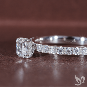 Anillo Solitario de Diamante Cultivado en Laboratorio con Corte Cojín de 0.5ct, Certificado por IGI, en Oro Sólido de 10K, para Compromiso, Boda o Aniversario - Product Image 3