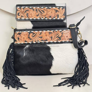 À la mode femmes 2 pièces ensemble sac à bandoulière à franges en cuir usiné à la main avec ensemble d'embrayage de carte à trois volets en cuir de vachette usiné à la main - Product Image 4