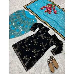 Top Designer Party Wear Taille XL Dhoti Salwar et Dupatta Look élégant - Product Image 3