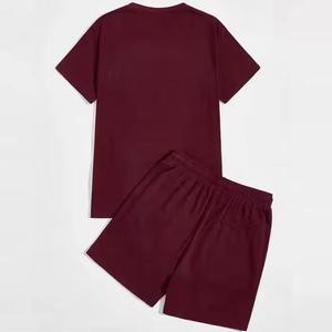 Ensemble 2 pièces décontracté pour homme, streetwear d'hiver de haute qualité, t-shirt à manches courtes et short de jogging respirant en molleton imprimé - Product Image 2