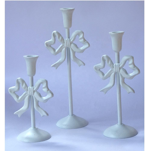 Porte-bougie en métal élégant en forme de nœud, finition dorée brillante, pour la saison des fêtes, centre de table pour mariage, décoration de la maison - Product Image 4